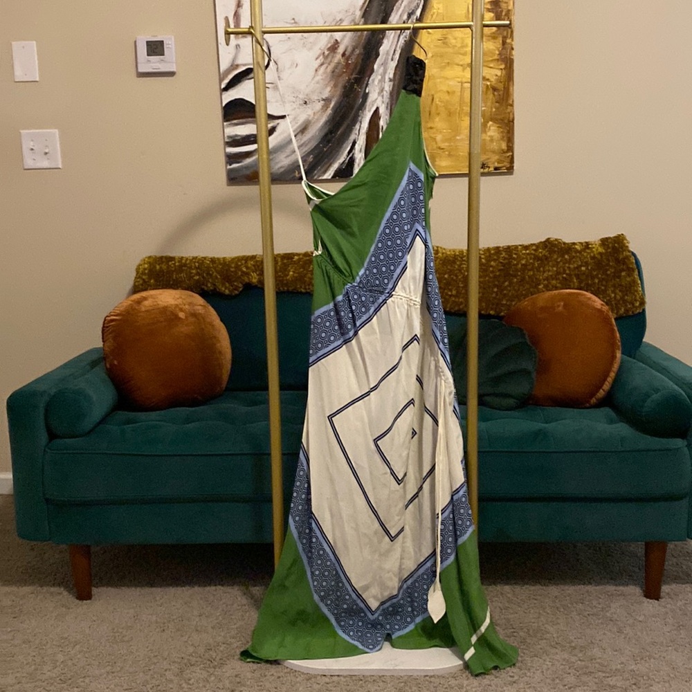 Sleeveless geometric dress